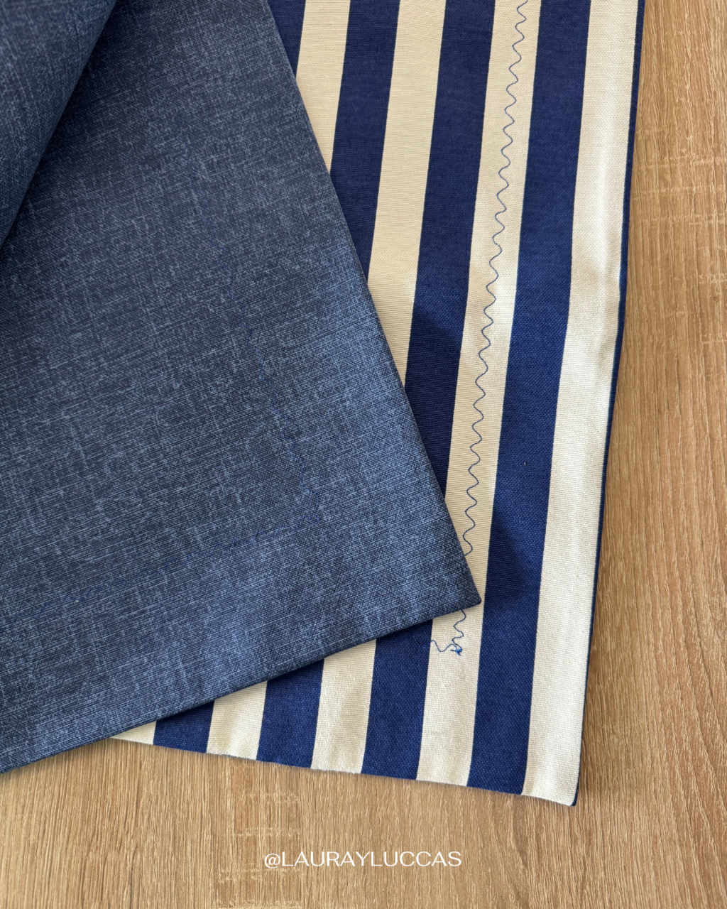 Individual de tela doble faz impermeable Rayas Azules