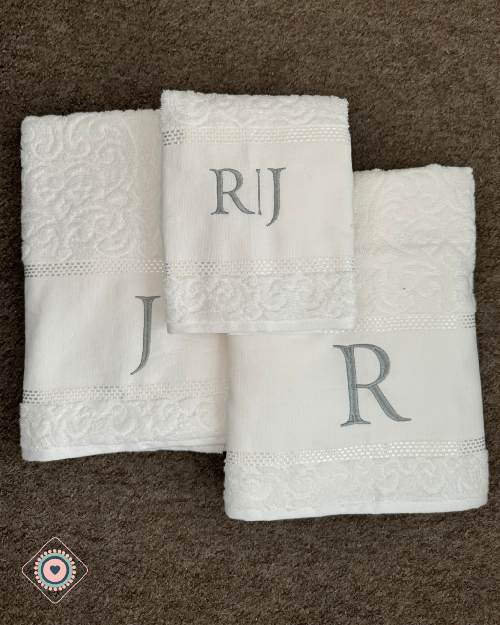 Kit Toalla de baño y manos color blanco personalizadas