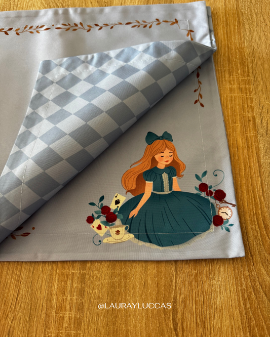 Kit de Mesa Puesta Alicia en el país de las maravillas Celeste