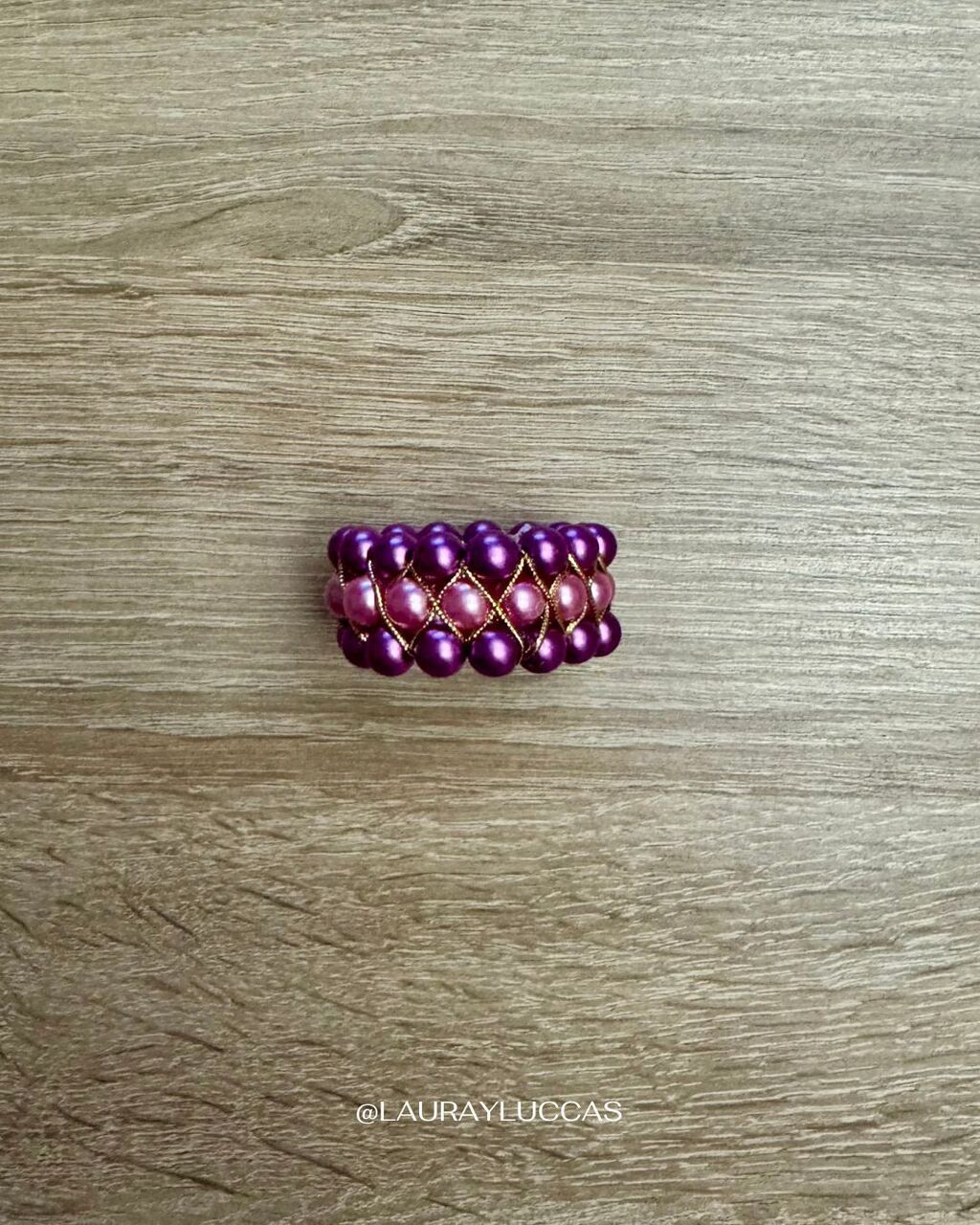 Porta Servilletas Perlas Lila con hilo dorado