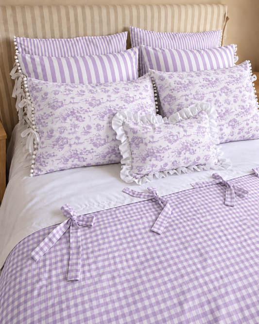 Composición de Almohadas · Jardín de Lavanda