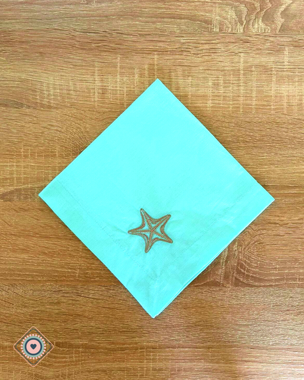 Servilleta de tela bordada estrella