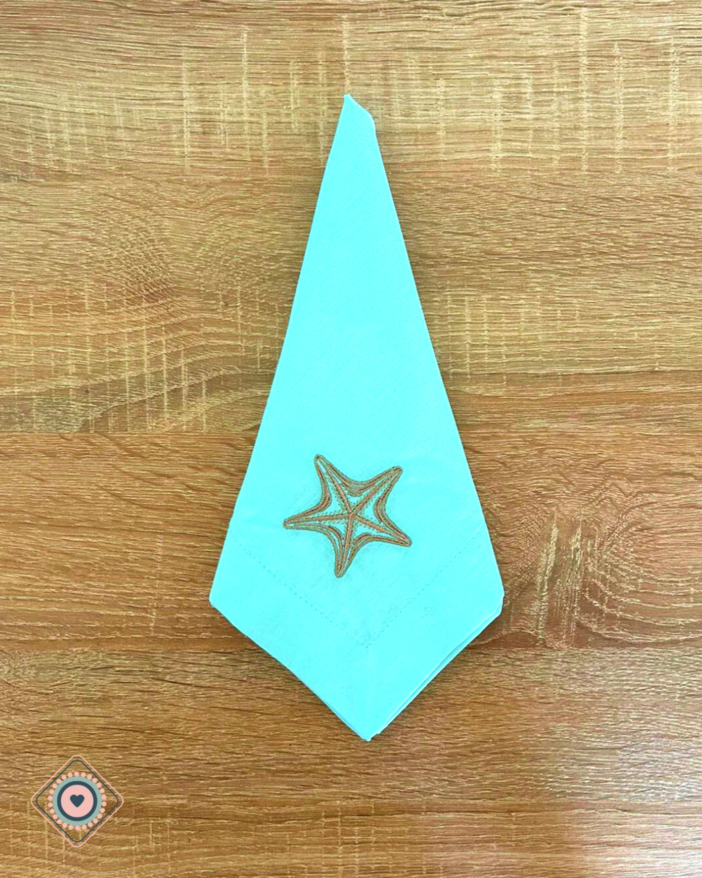 Servilleta de tela bordada estrella