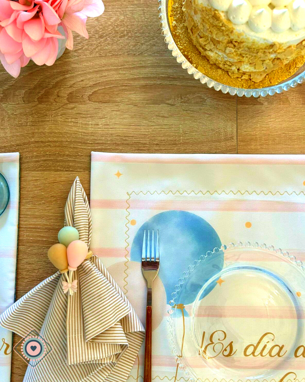 Kit de Mesa Puesta Cumpleaños (servilletas rayas beige)