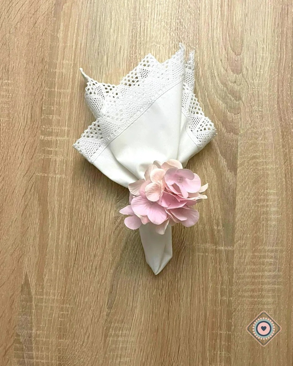 Servilleta de Tela Blonda Blanca