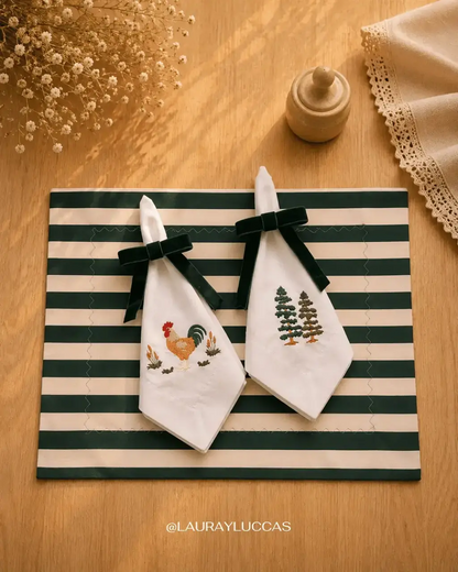 Kit de Mesa Puesta La Casona con servilletas bordadas