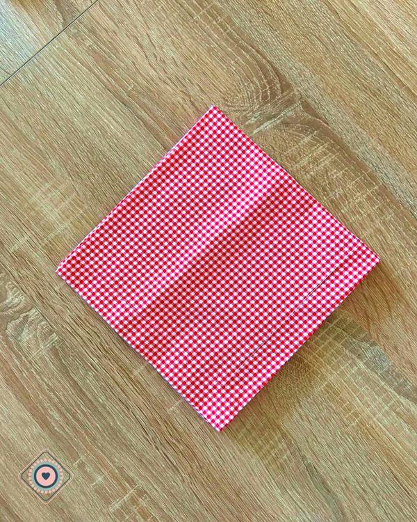 Servilleta de Tela color cuadrille rojo