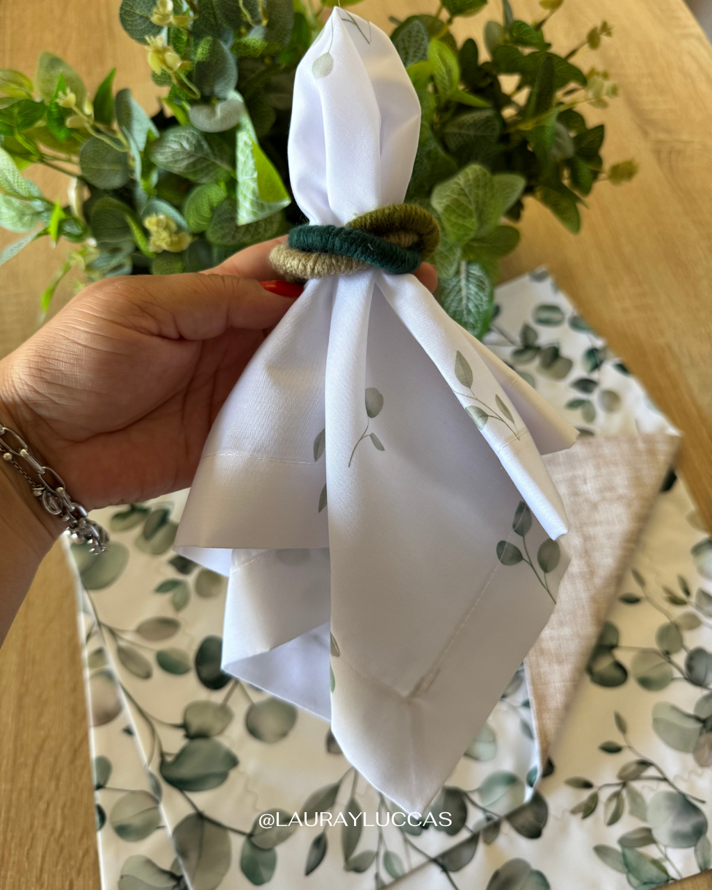 Kit de Mesa Eucalipto con servilletas estampada