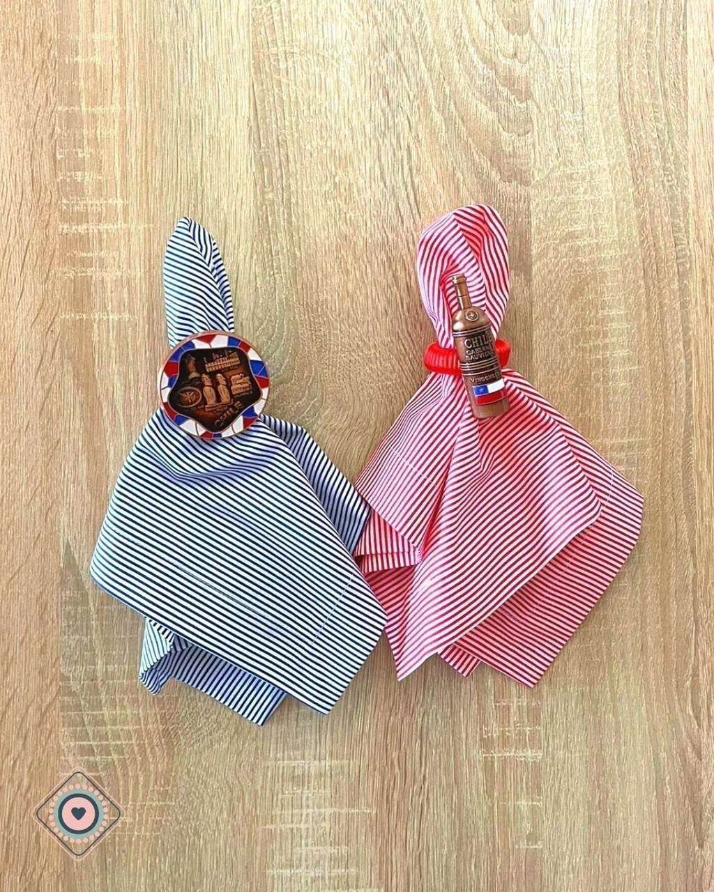 Servilleta de Tela Color Rayas rojas
