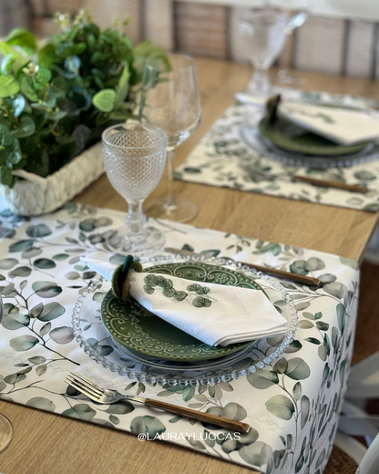 Kit de Mesa Eucalipto con servilletas bordada