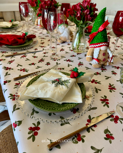 Mantel Rectangular Berries