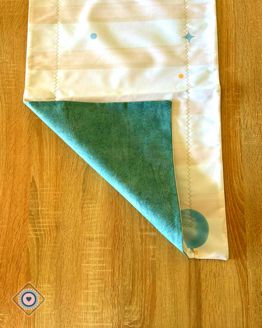 Camino de mesa doble faz impermeable cumpleaños