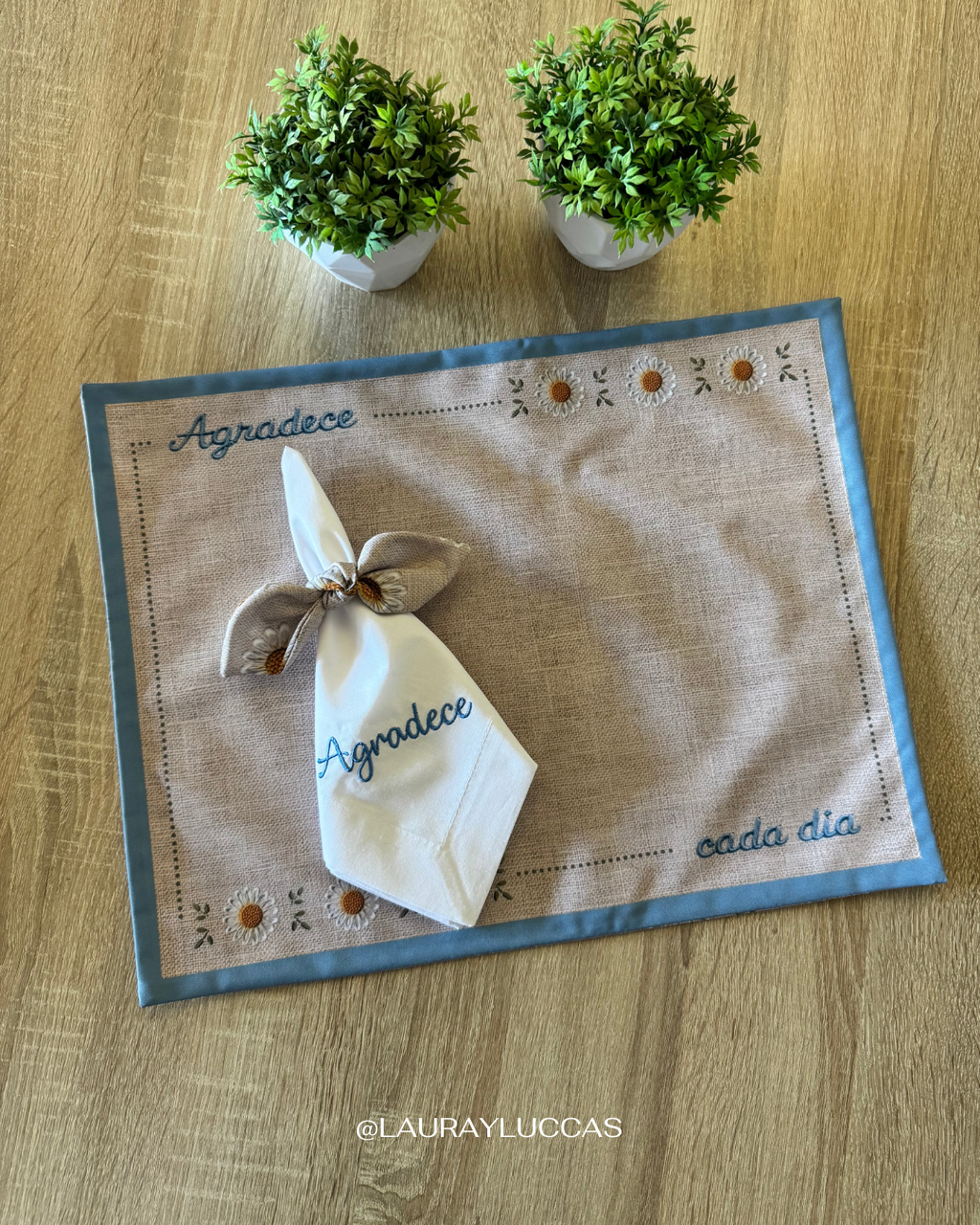 Kit Individual + servilleta + porta servilleta Agradece - Momentos Bonitos