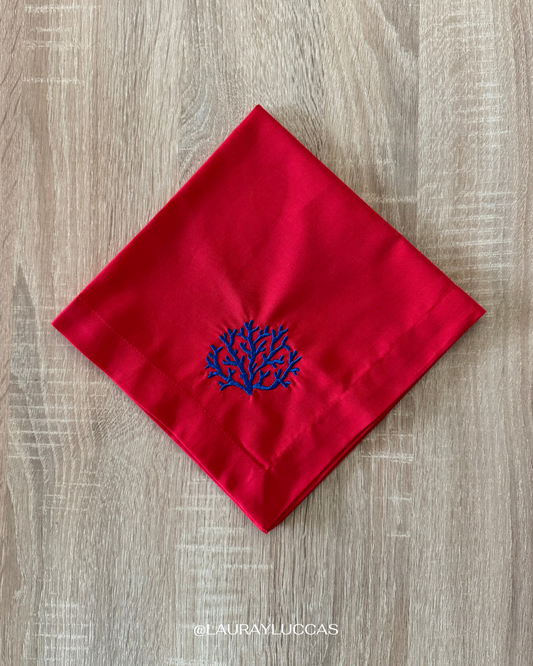 Servilleta de Tela Bordada Roja Corales