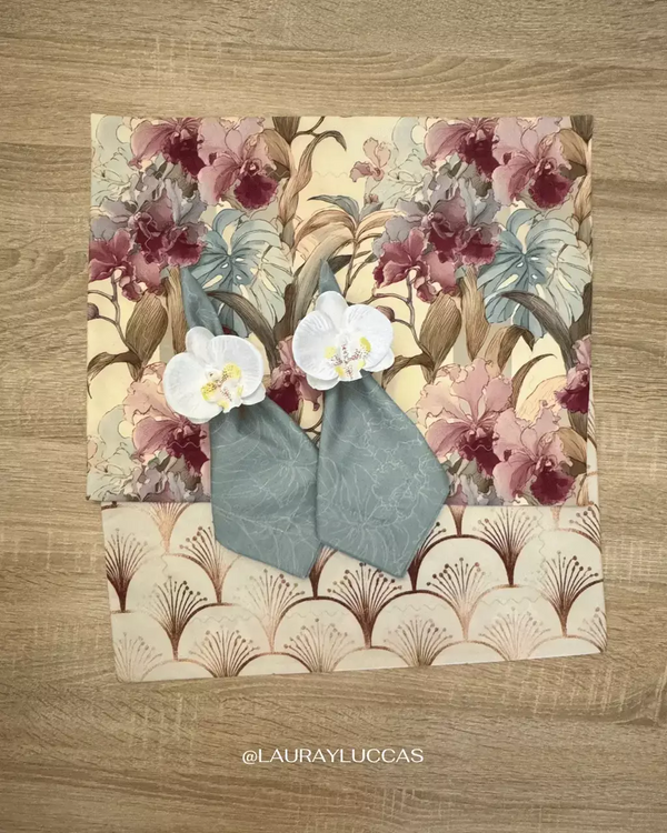 Kit de Mesa Orquídeas de Singapur con servilletas estampadas