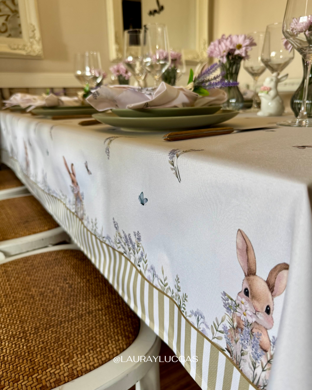 Mantel Rectangular Bosque de Conejos