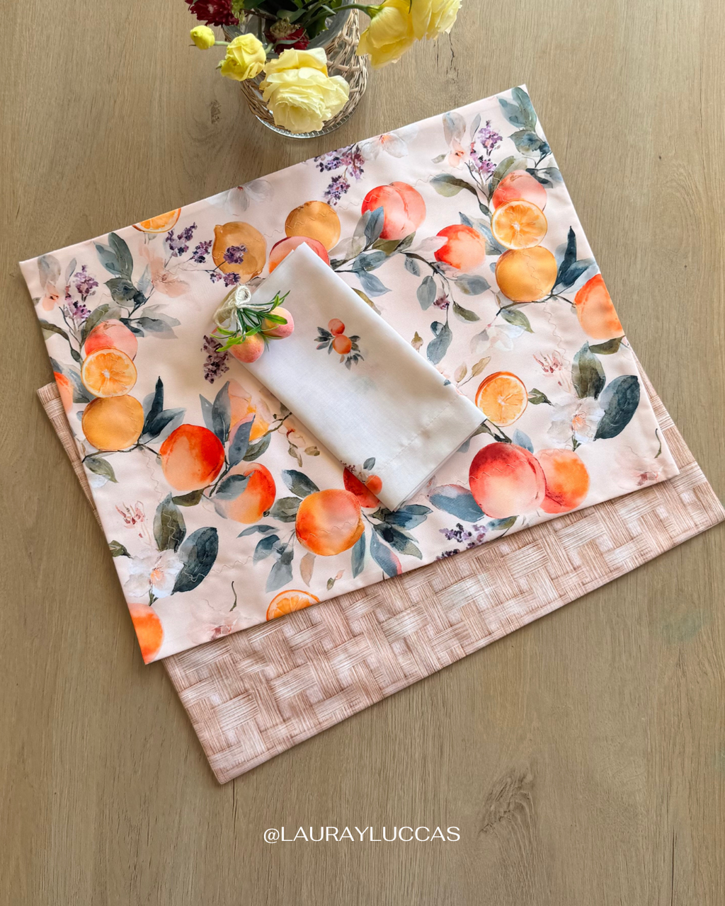 Kit de Mesa Puesta Pomar Florido con servilletas duraznos