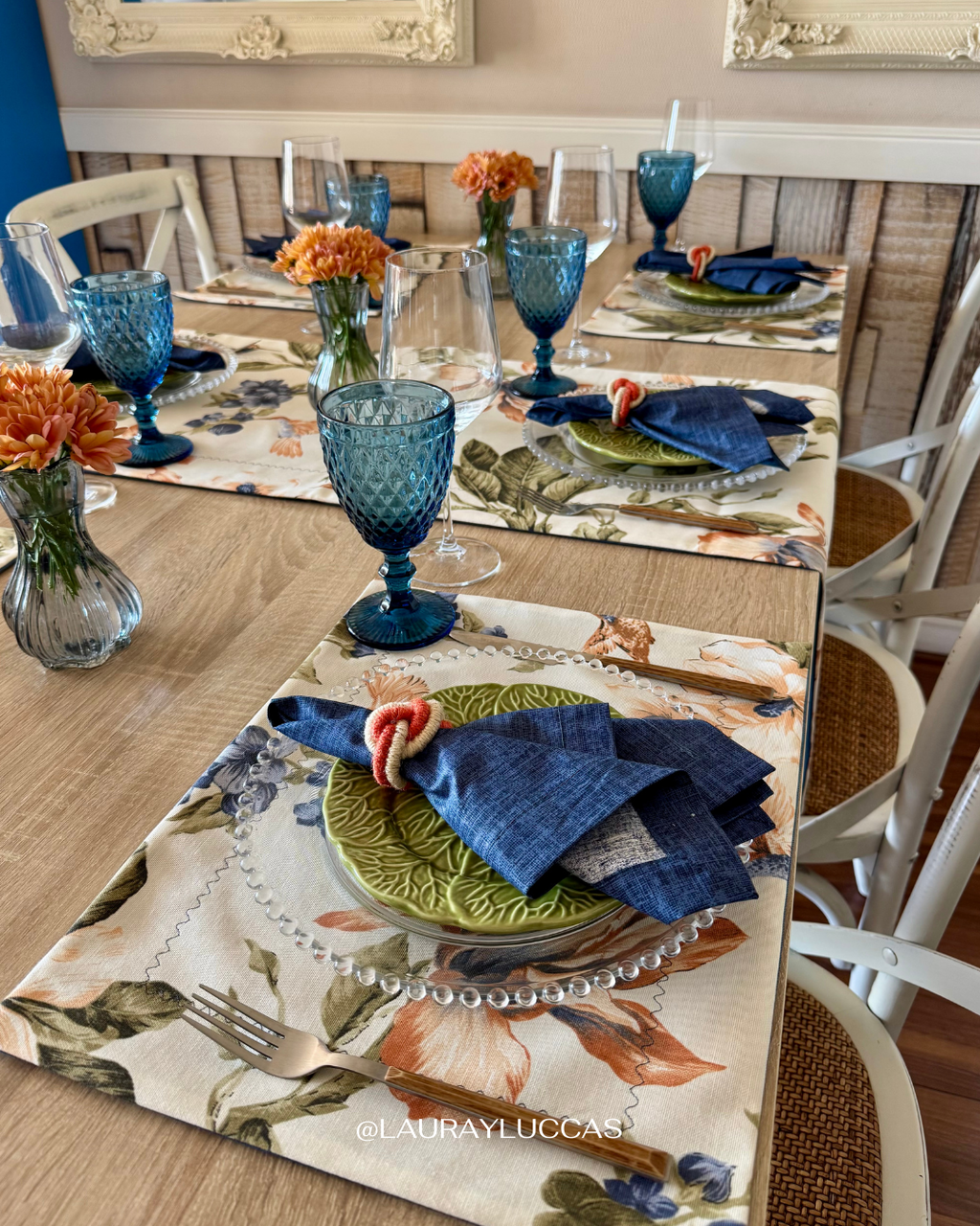 Kit de Mesa Puesta Colibrí Off White con porta servilletas trenzado rústico