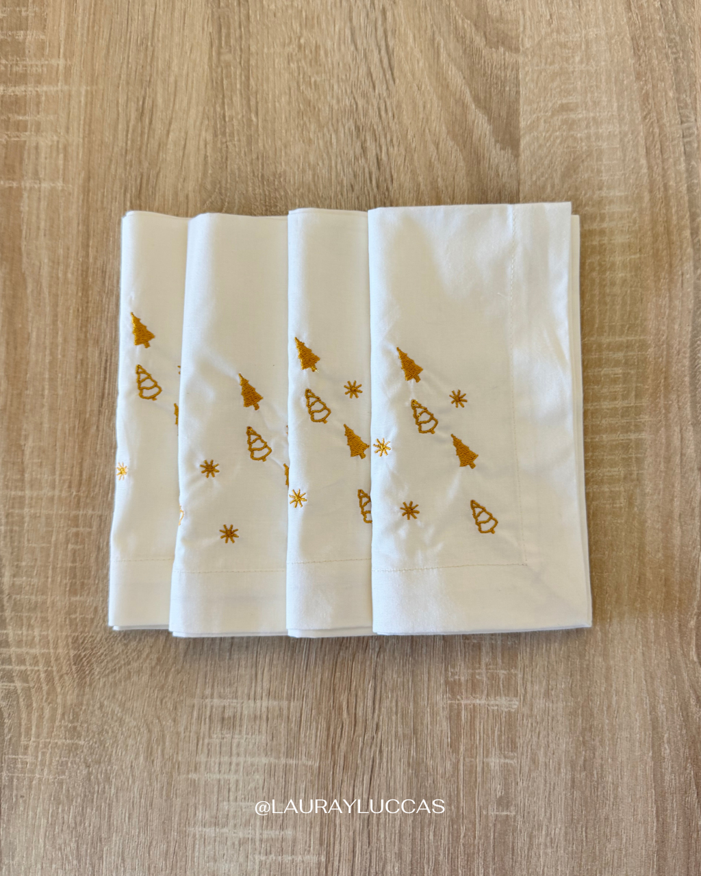 Set de 4 servilletas de tela bordadas Pinos dorados