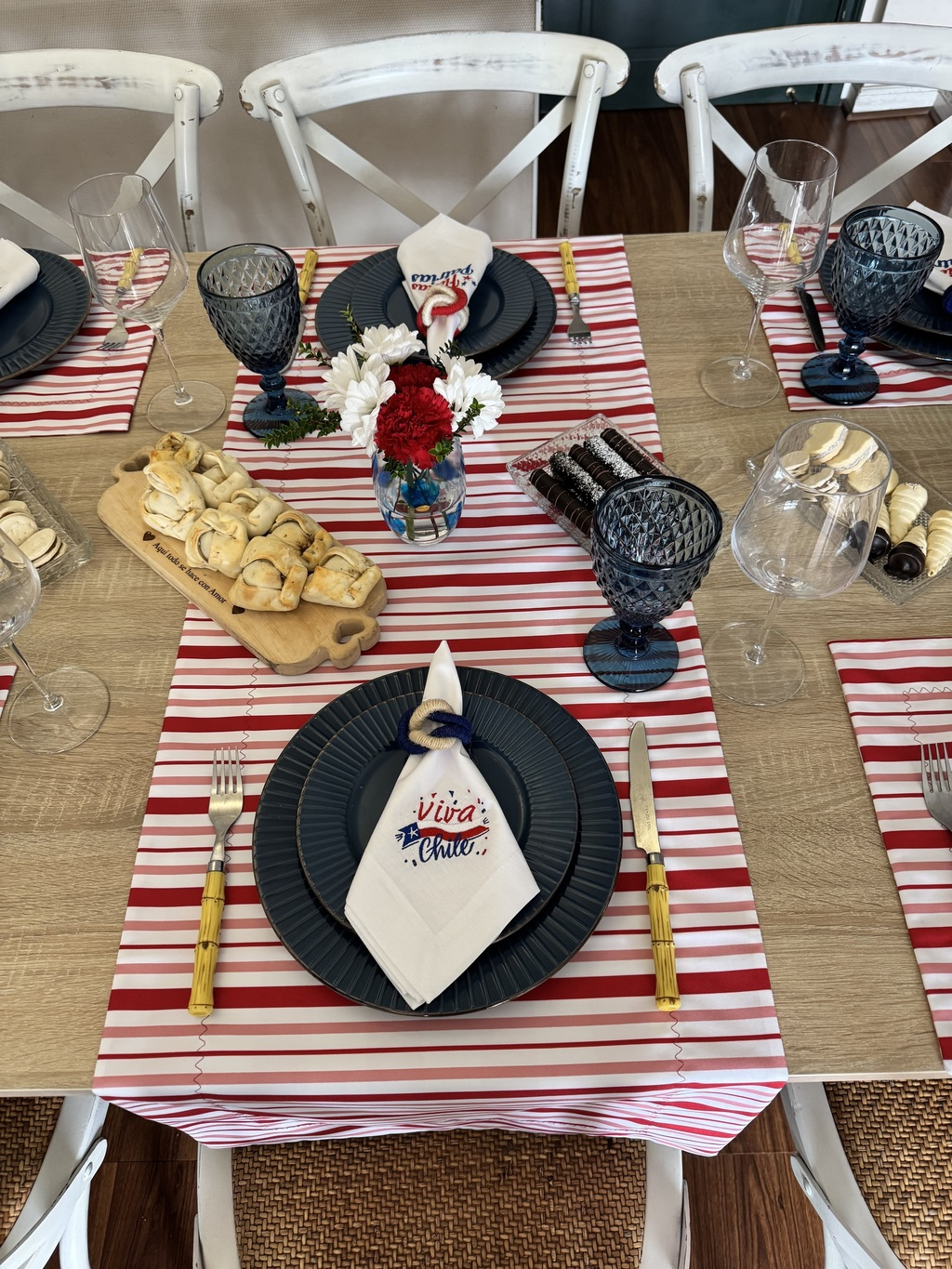 Kit de Mesa Picnic Rojo con Servilletas Viva Chile