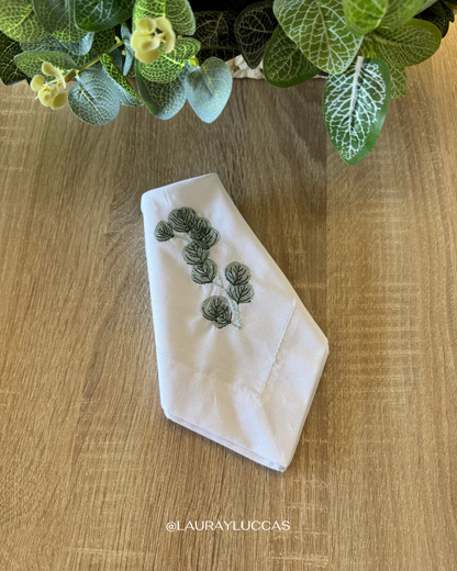 Kit de Mesa Eucalipto con servilletas bordada