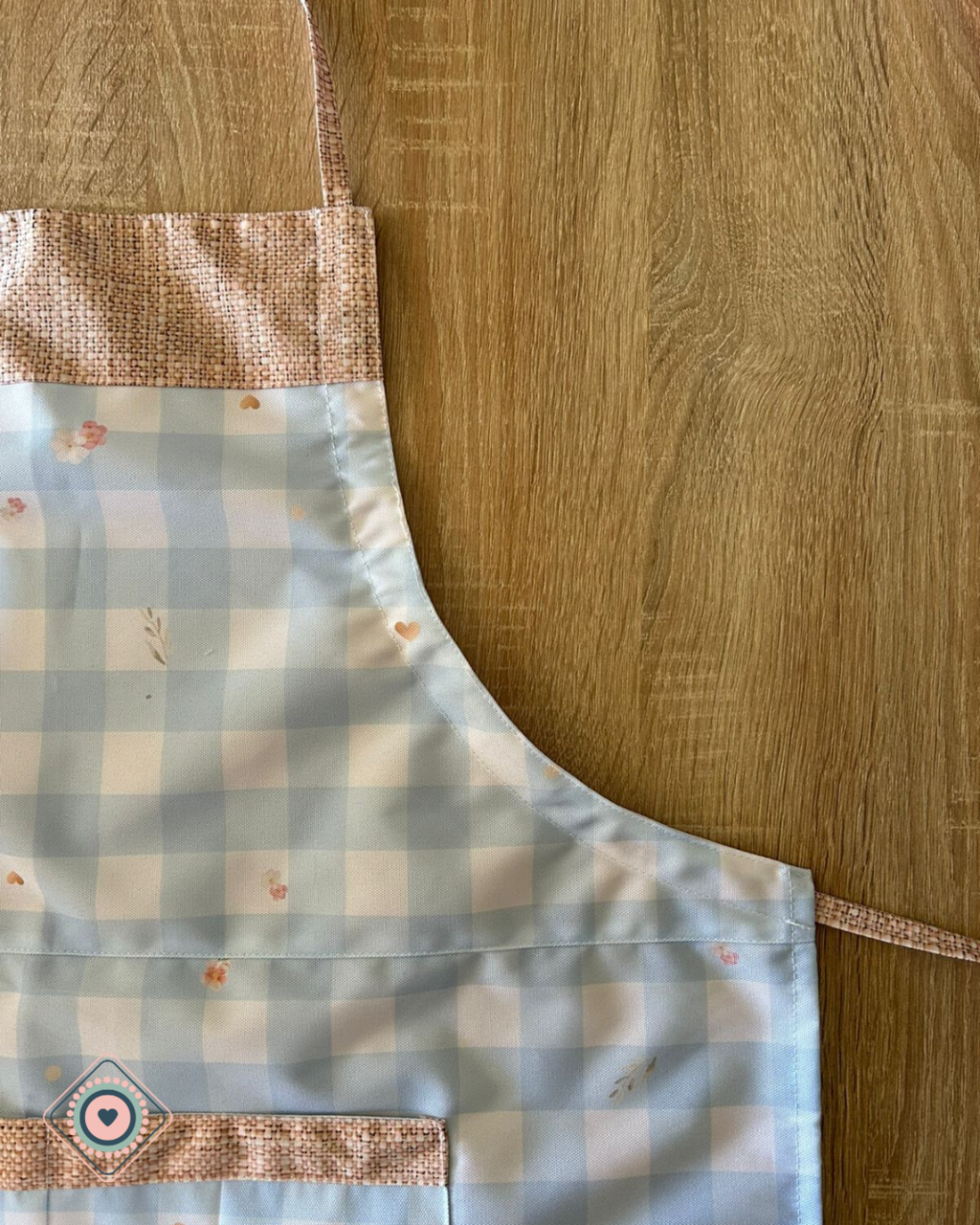 Delantal Impermeable Cuadrille Celeste Pascua - Niños