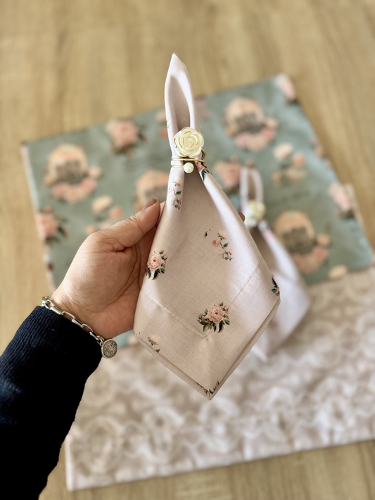 Servilleta de Tela Estampada Orgullo y Prejuicio color beige