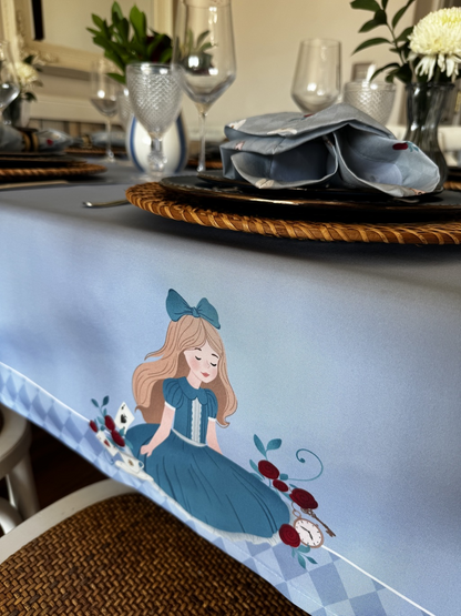 Mantel Rectangular Alicia en el país de las maravillas celeste