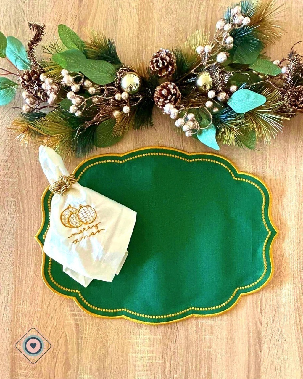 Servilleta de Tela Bordada color blanco invierno Merry Christmas