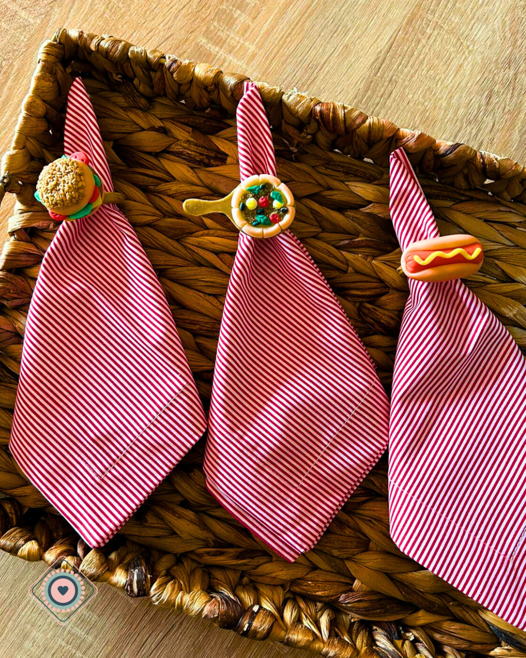 Kit de Mesa Puesta Happy Food Hot Dog
