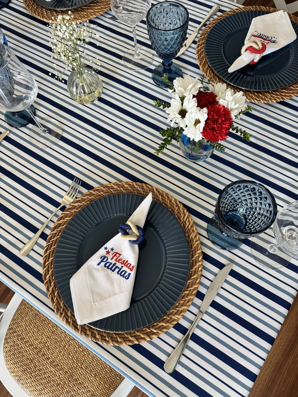 Mantel Rectangular Líneas azules
