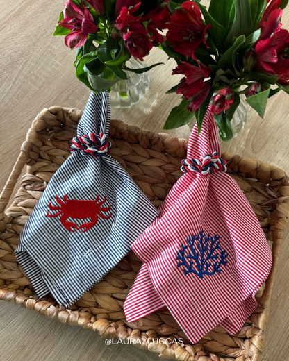 Servilleta de Tela Bordada Rayas Rojas Corales