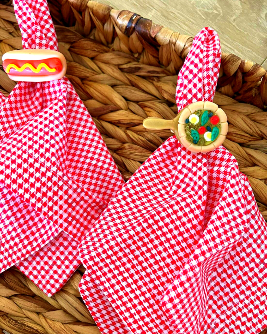 Kit Servilletas Cuadrille y Porta Servilletas Hot Dog