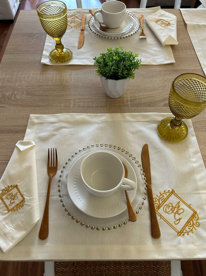 Kit de Mesa Puesta bordado monograma