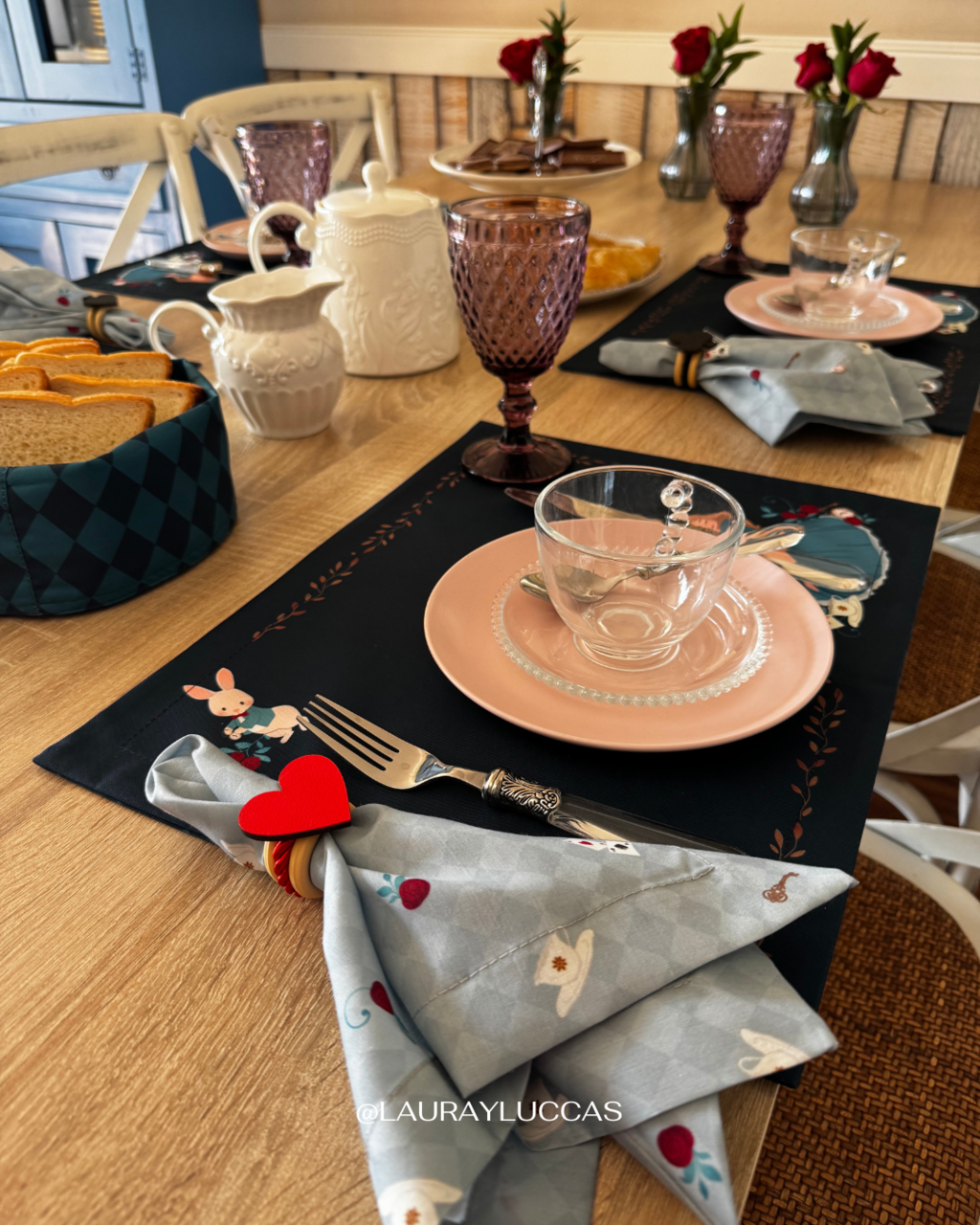 Kit de Mesa Puesta Alicia en el país de las maravillas Azul petróleo