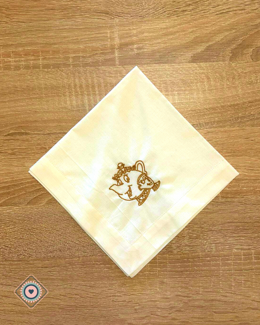 Servilleta de Tela Color blanco invierno bordada Tetera y taza La Bella y La Bestia
