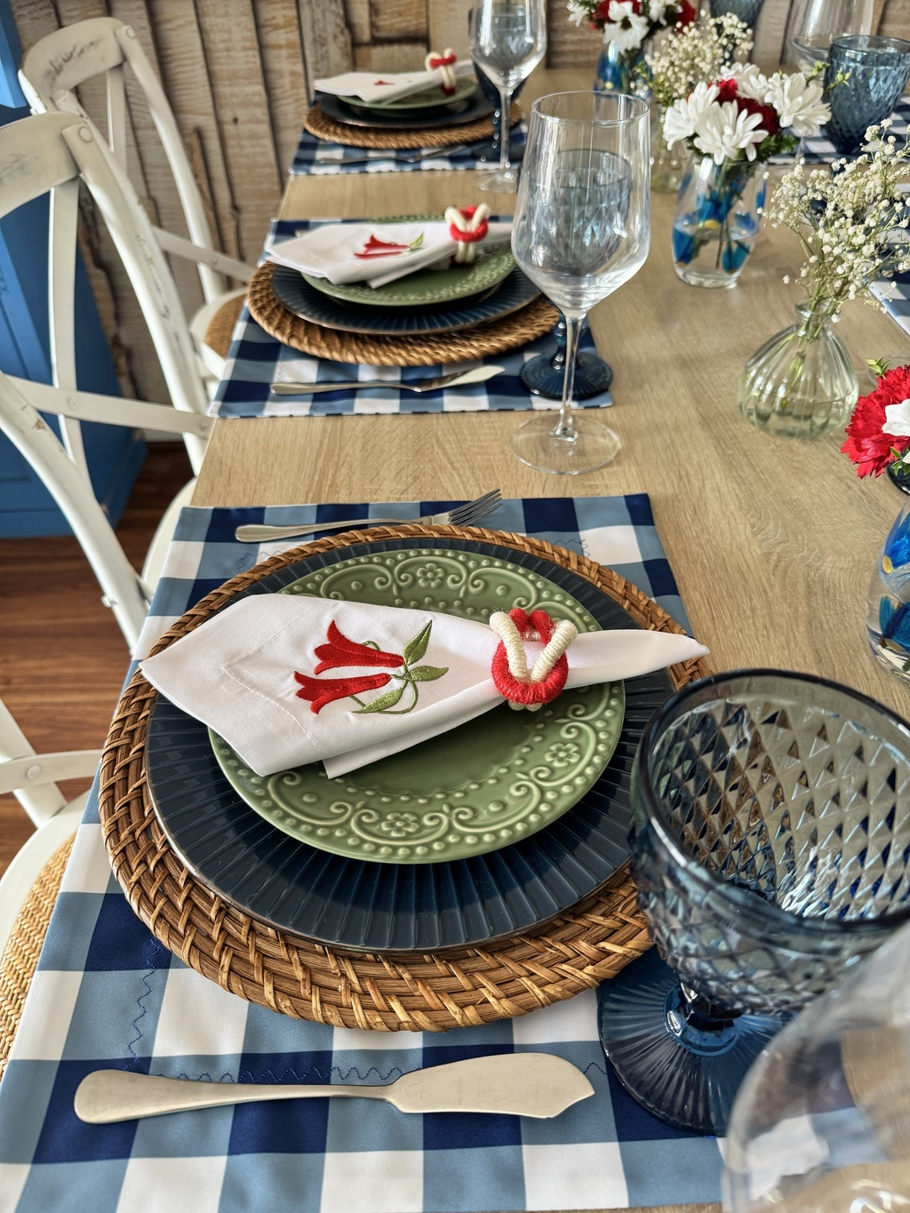 Kit de Mesa Picnic Azul con Servilletas Copihue